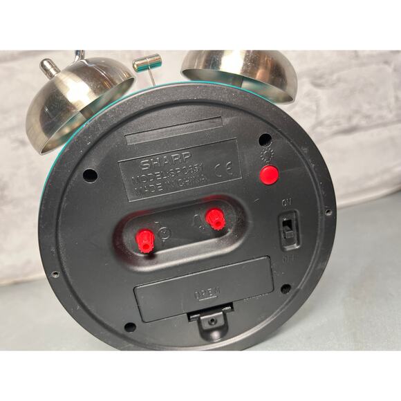 Sharp Two Bell Alarm Clock - Picture 4 of 4